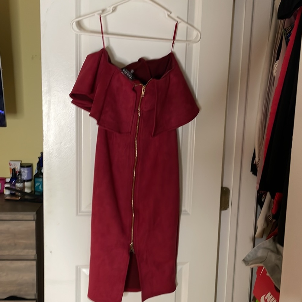 Dress - Picture 2 of 2